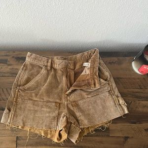 BDG cut off carpenter short